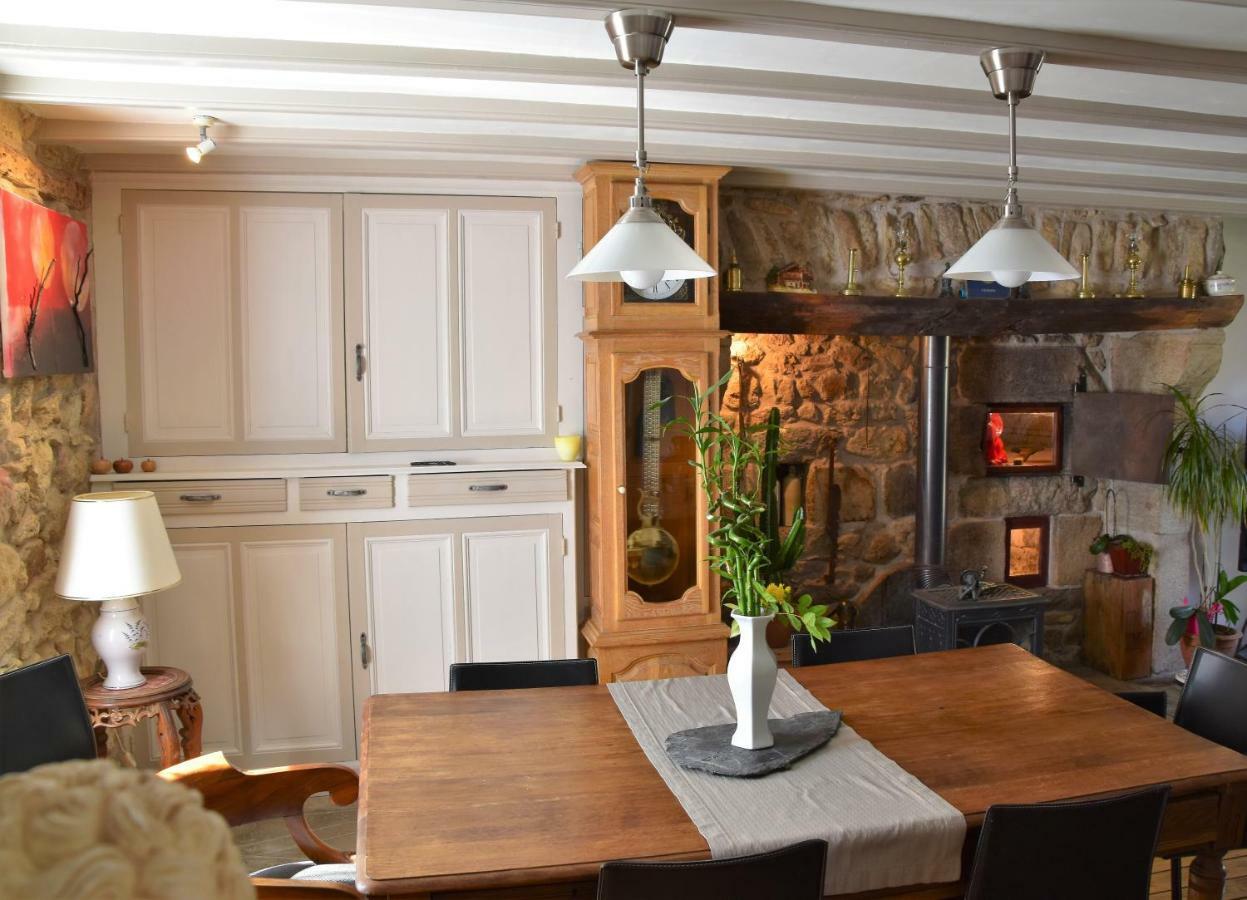 L'Embellie Bed & Breakfast Bertignat Exterior foto