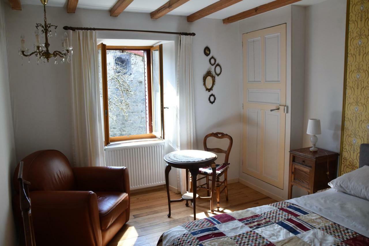 L'Embellie Bed & Breakfast Bertignat Exterior foto