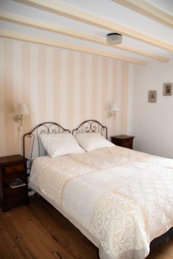 L'Embellie Bed & Breakfast Bertignat Exterior foto